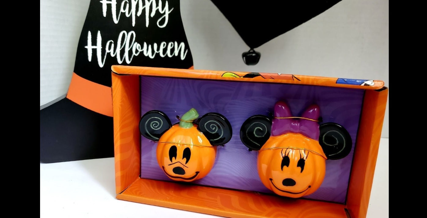 DISNEY Halloween Ceramic Pumpkin Salt & Pepper Shakers - Mickey & Minnie Mouse